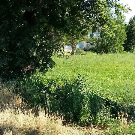 Holiday home Au Charme Et A La Campagne *